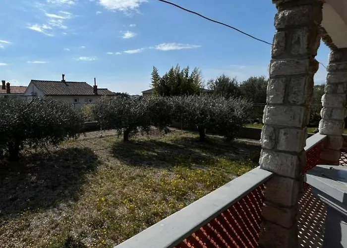 Marica 1 Apartment *